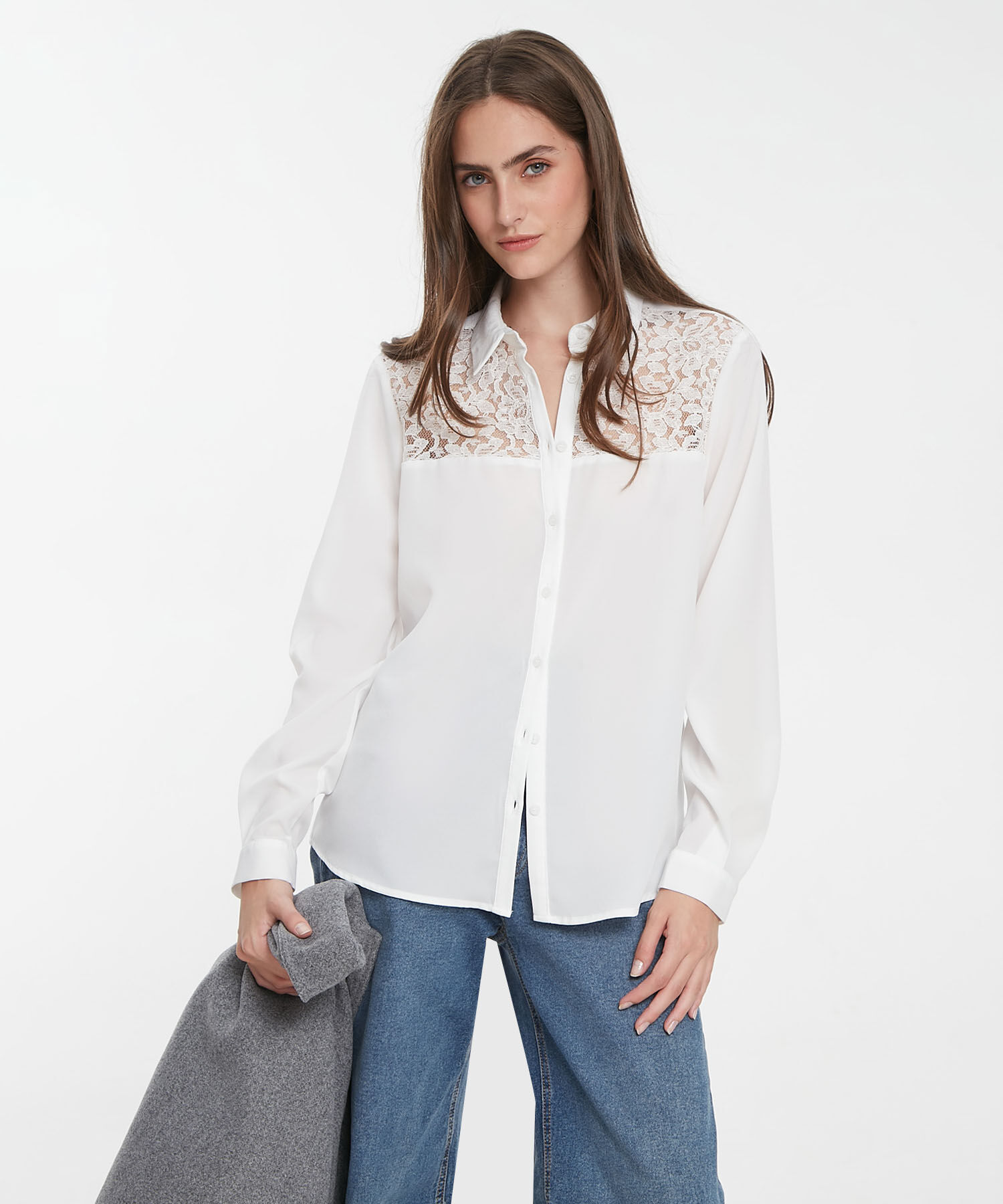 Blusas en blonda blanca outlet