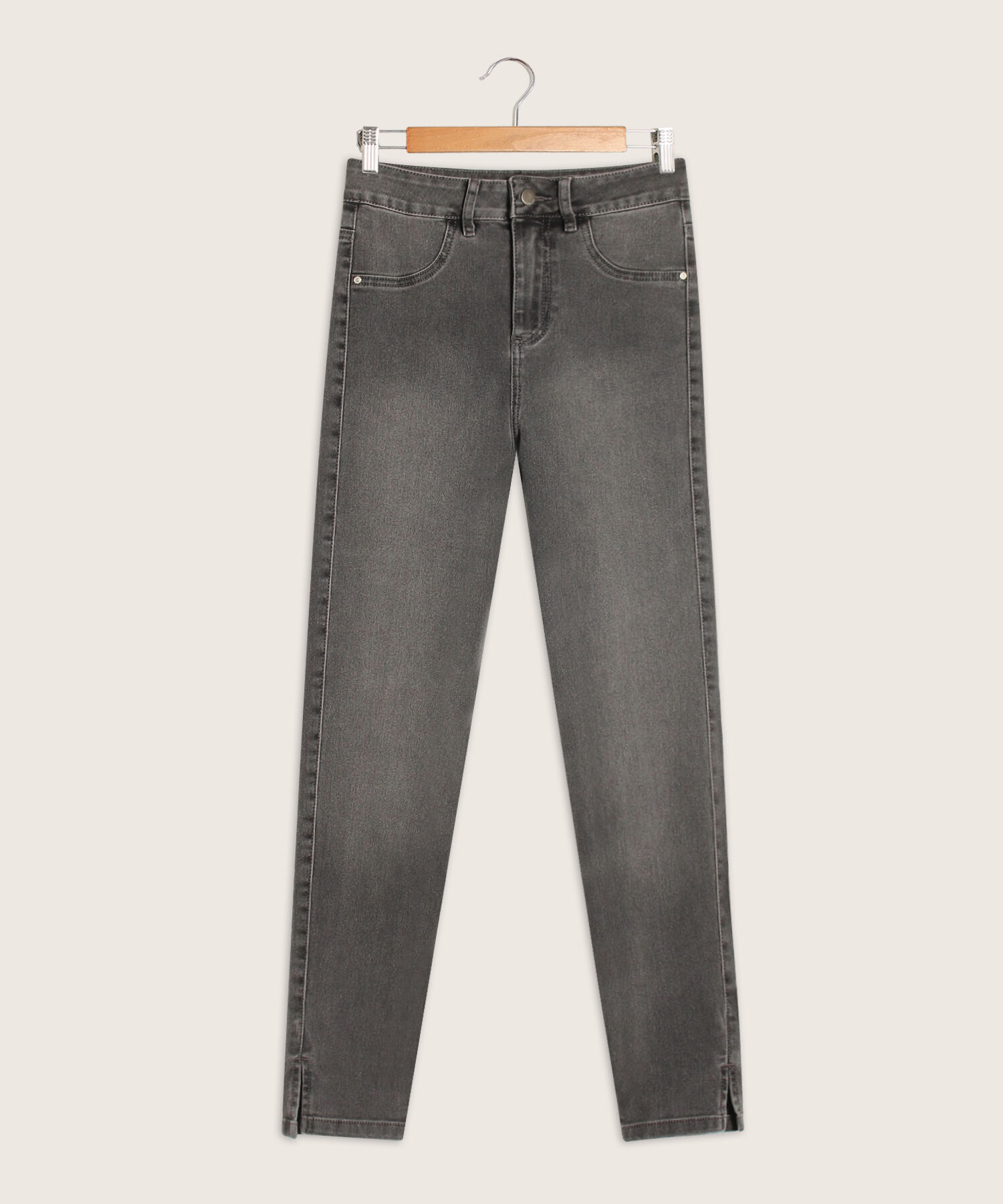 Jean Skinny Tono Oscuro