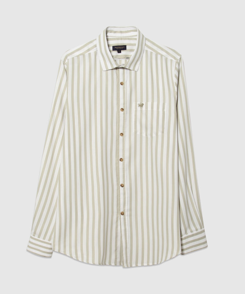 Camisa , manga larga con bolsillo y silueta regular fit, magia en el caribe línea moda