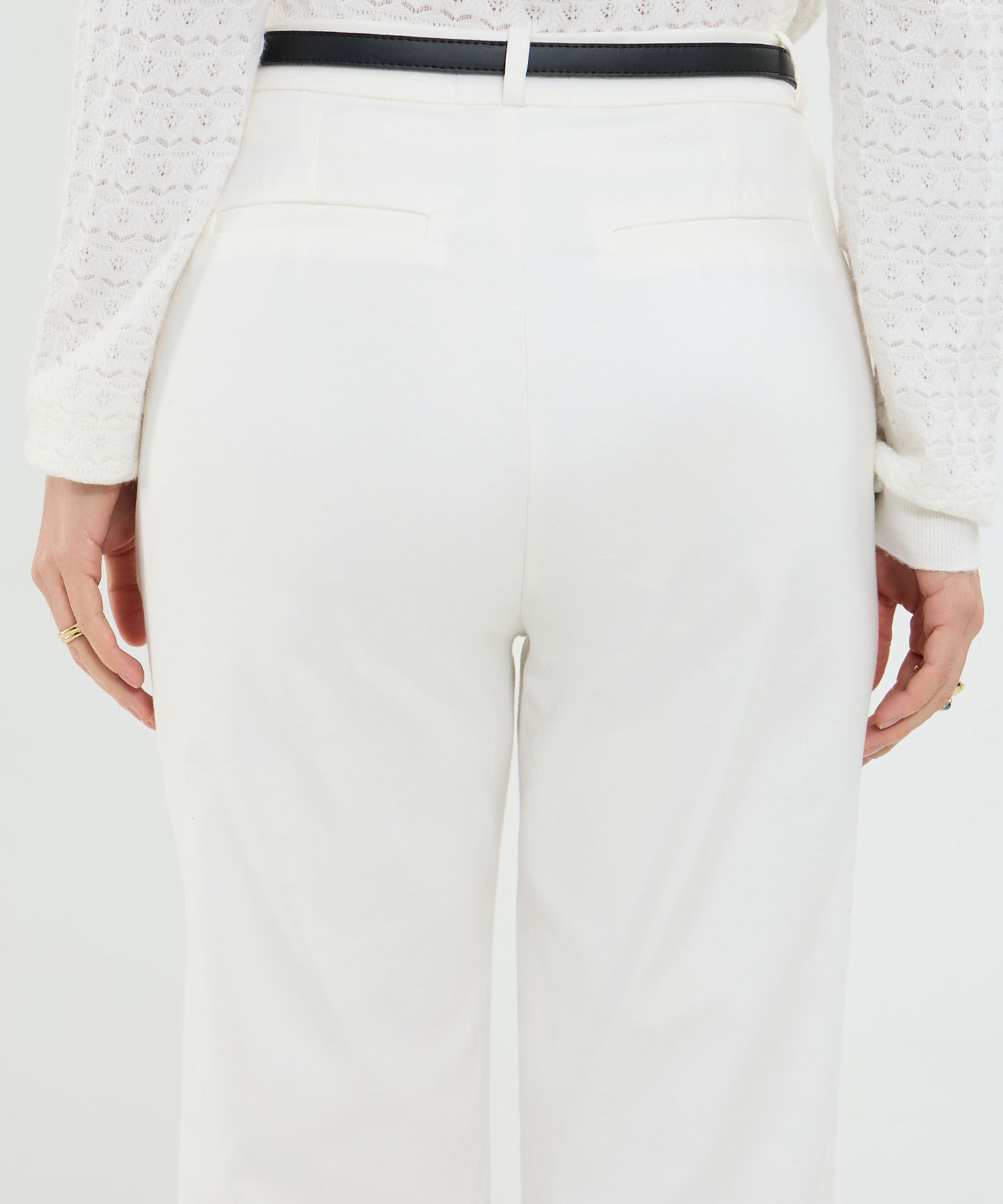 Pantalón tipo chino para mujer