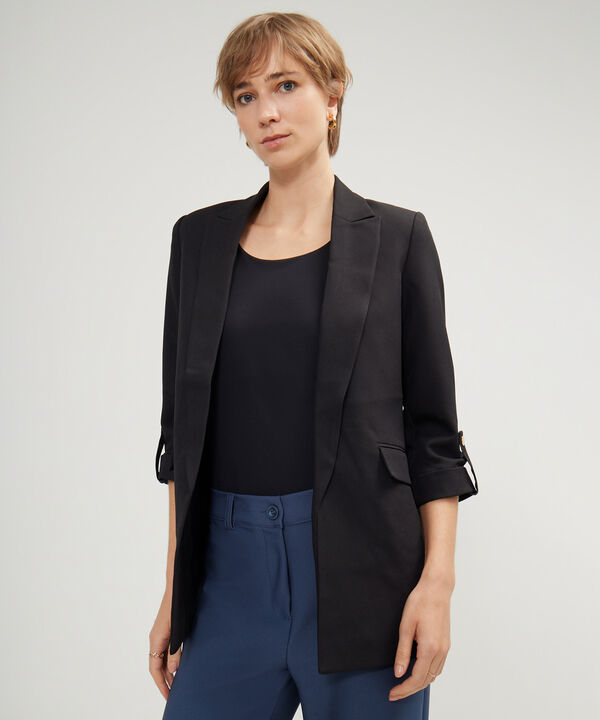Blazer Unicolor Con Charretera image number null