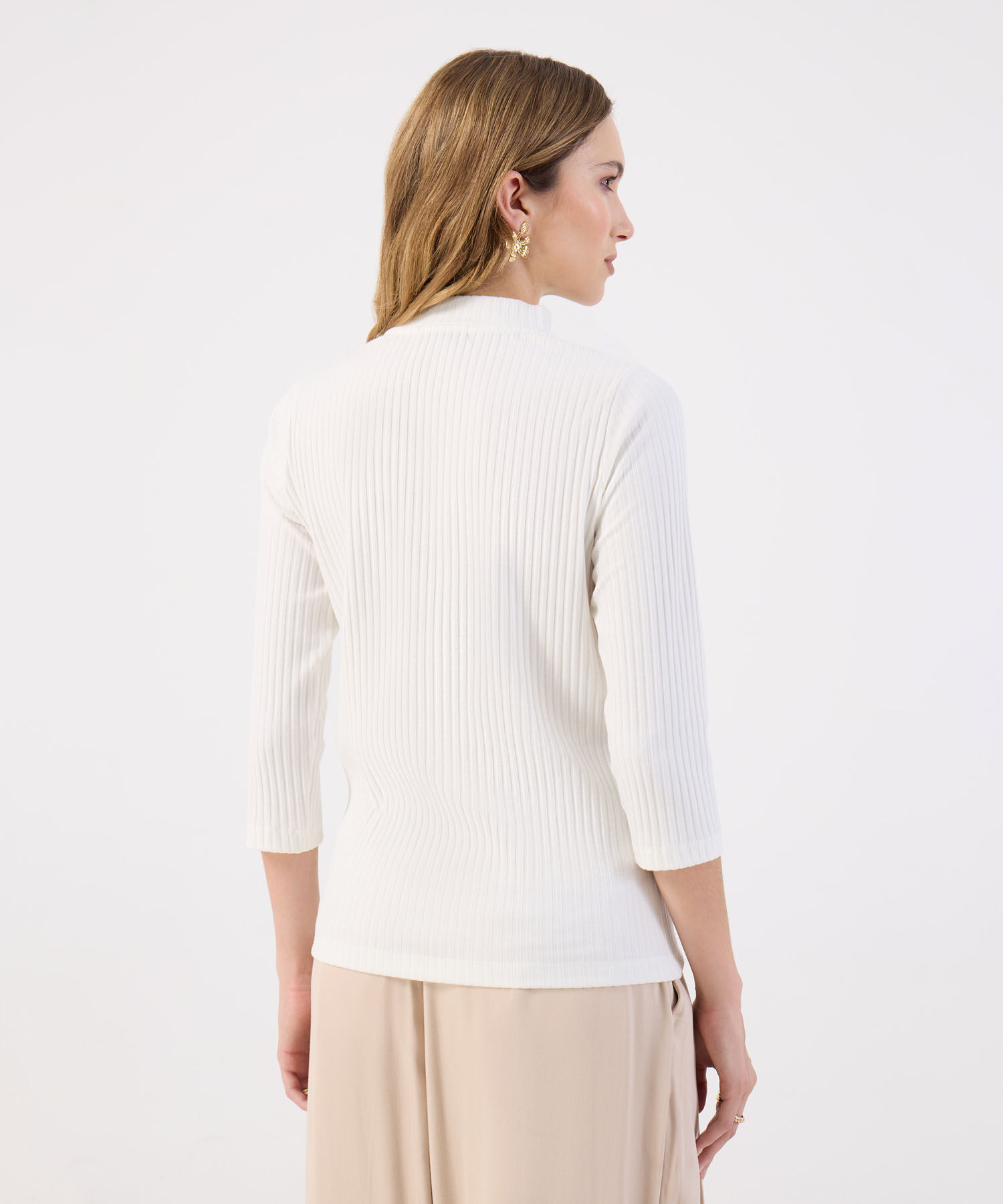 Blusa Para Mujer Cuello Alto Manga Tres Cuartos Acanalada