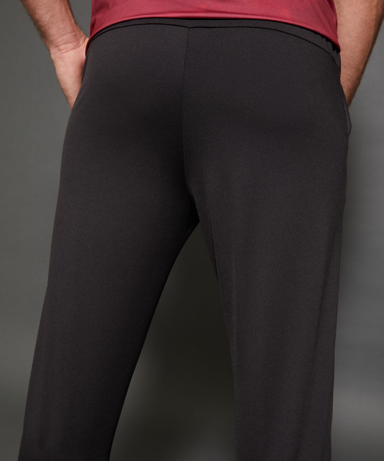 Pantalón Jogger Punto Unicolor Con Bolsillos, Cordón Ajustable Y Elástico Interno, Sport Líneas Patprimo
