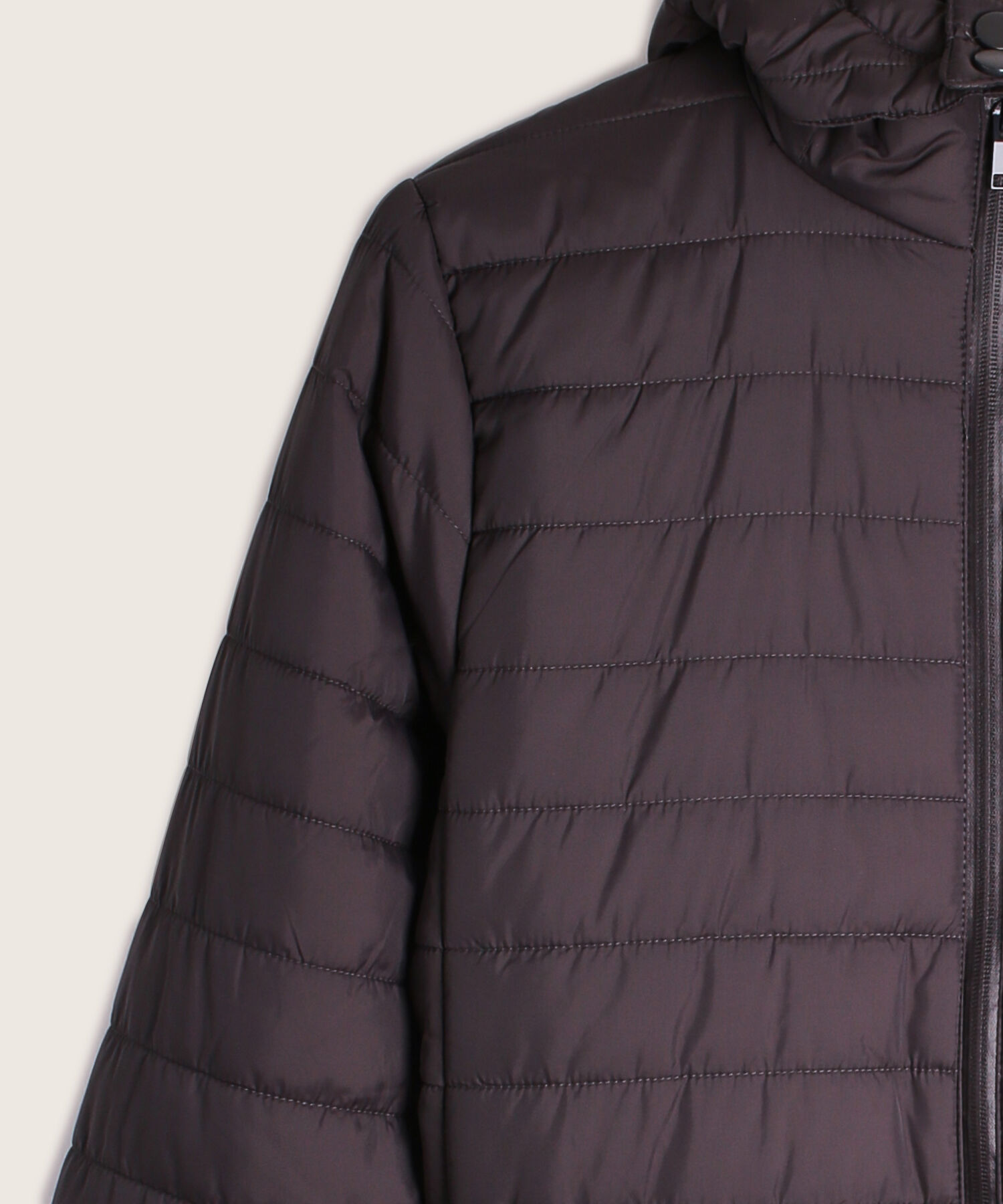 Chaqueta Acolchada Con Capota