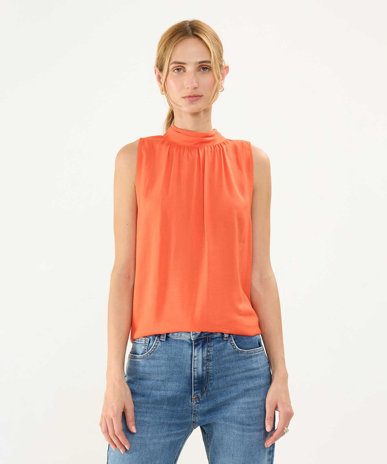 Blusa Cuello Alto