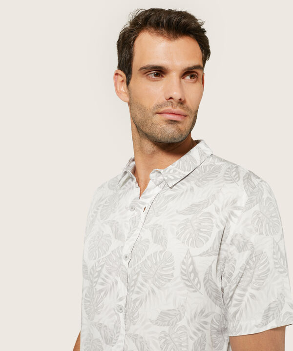 Camisa Estampado de Hojas