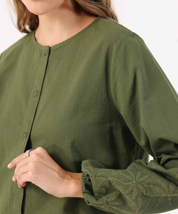 Blusa Cuello Redondo con Bordados para Mujer