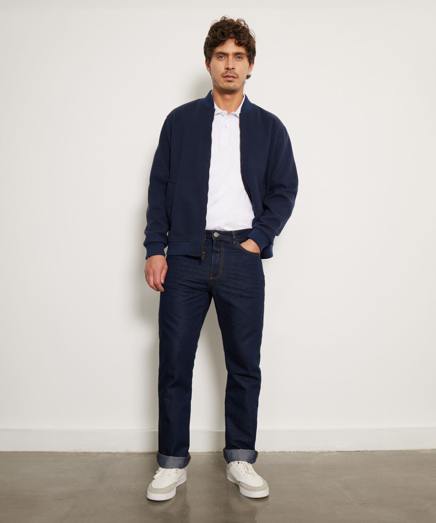 Jean Regular Tono Azul Oscuro