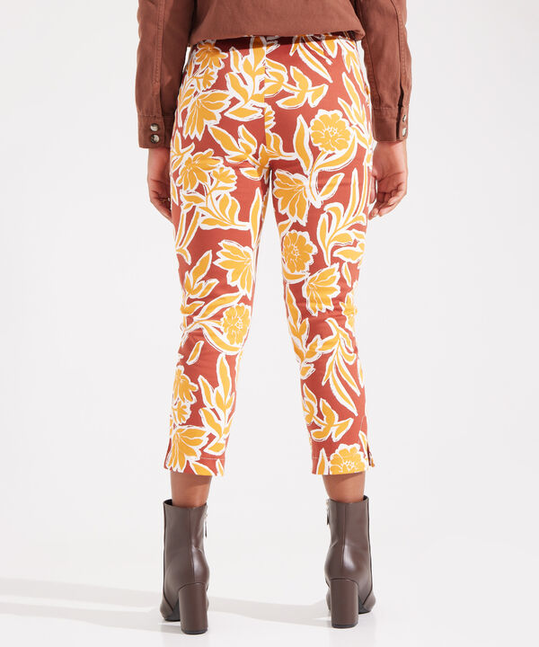 Pantalón Capri Con Estampado