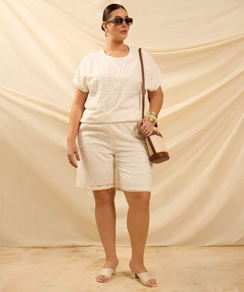 Bermuda con Bordado Suizo y Pretina El&aacute;stica Para Mujer Curvy