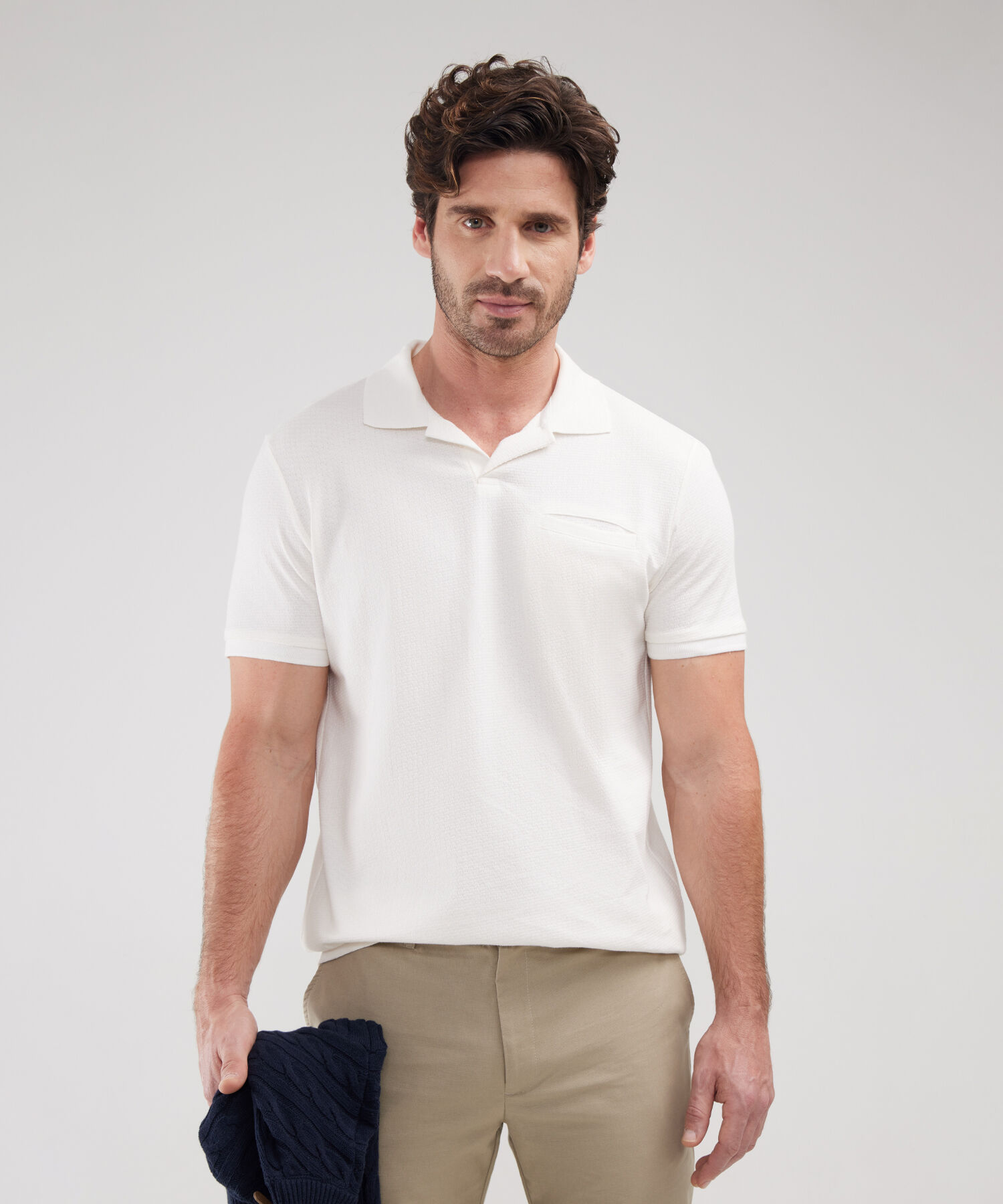 Polo Unicolor Cuello Y Puños Tejidos