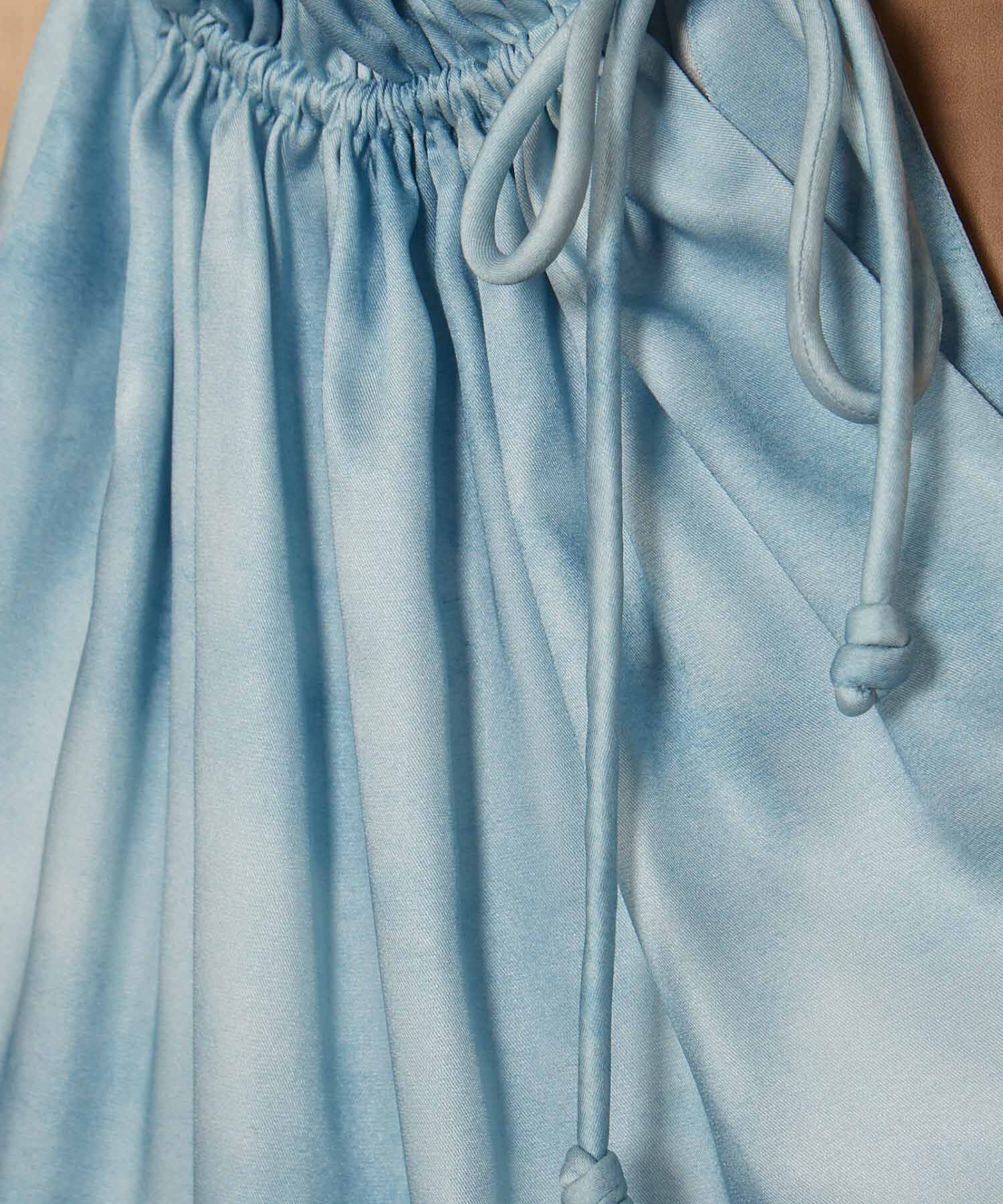 Blusa Con Tunel En Escote  Campaña Beatriz Camacho