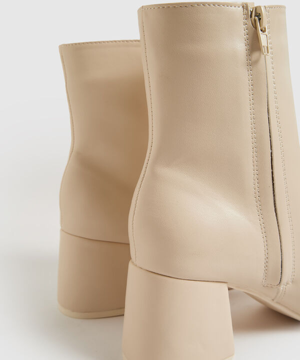 Botines de Tacón