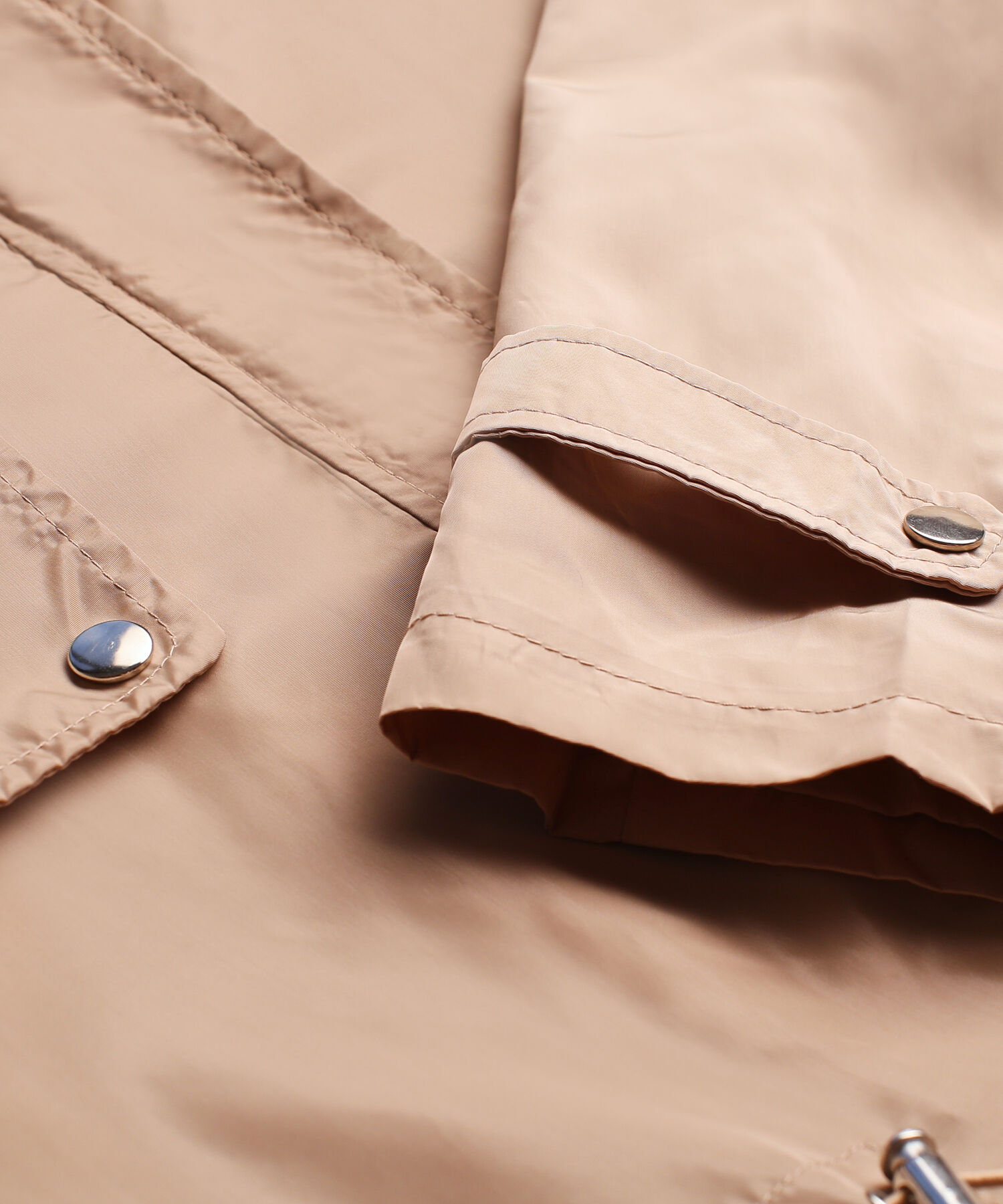 Chaqueta Impermeable Con Capucha Para Mujer Curvy
