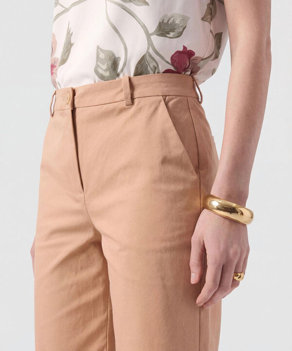 Bermuda Chino De Corte Recto Para Mujer