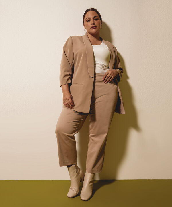 Pantalón Capri con Bolsillos