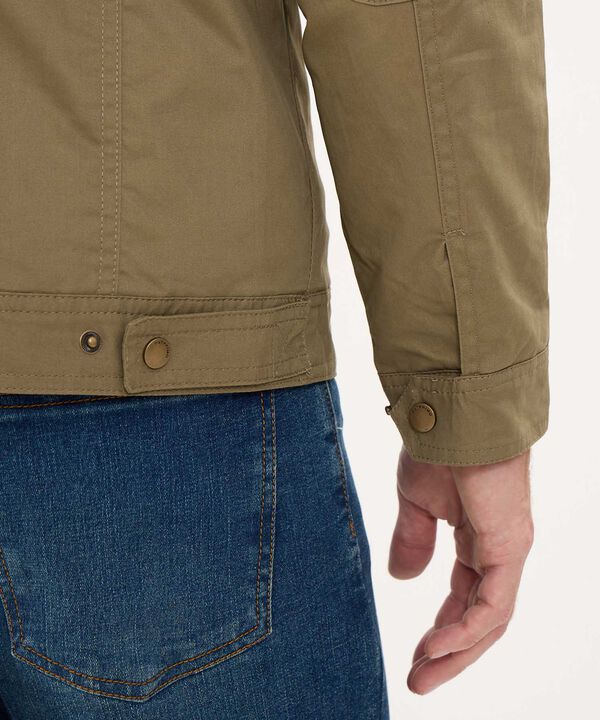 Chaqueta Tipo Militar