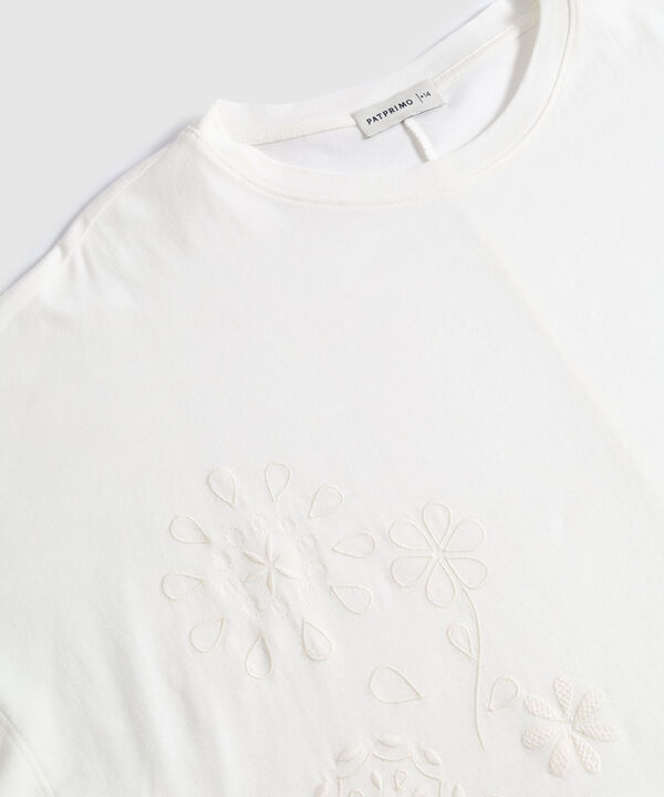 Camiseta Con Bordado Lateral Para Mujer Curvy