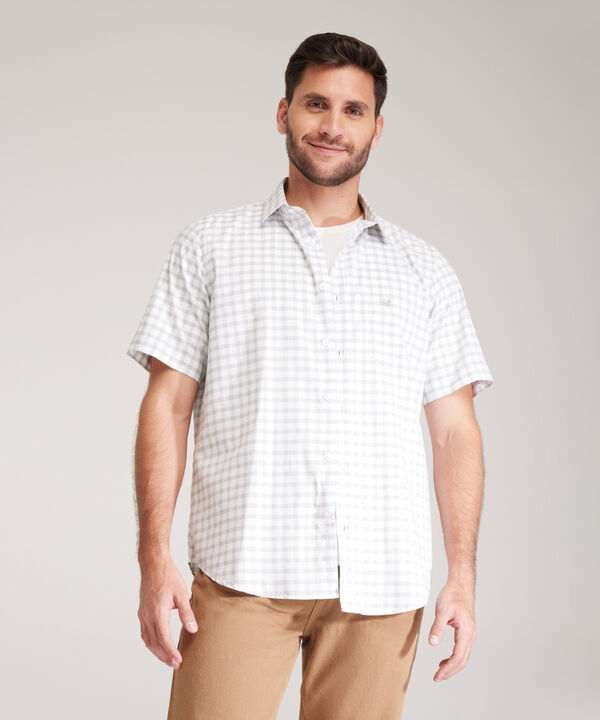 Camisa Preteñida Manga Corta Con Bolsillo Y Silueta Regular Fit