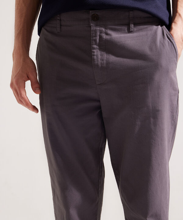 Pantalón Tipo Chino con Bolsillos image number null