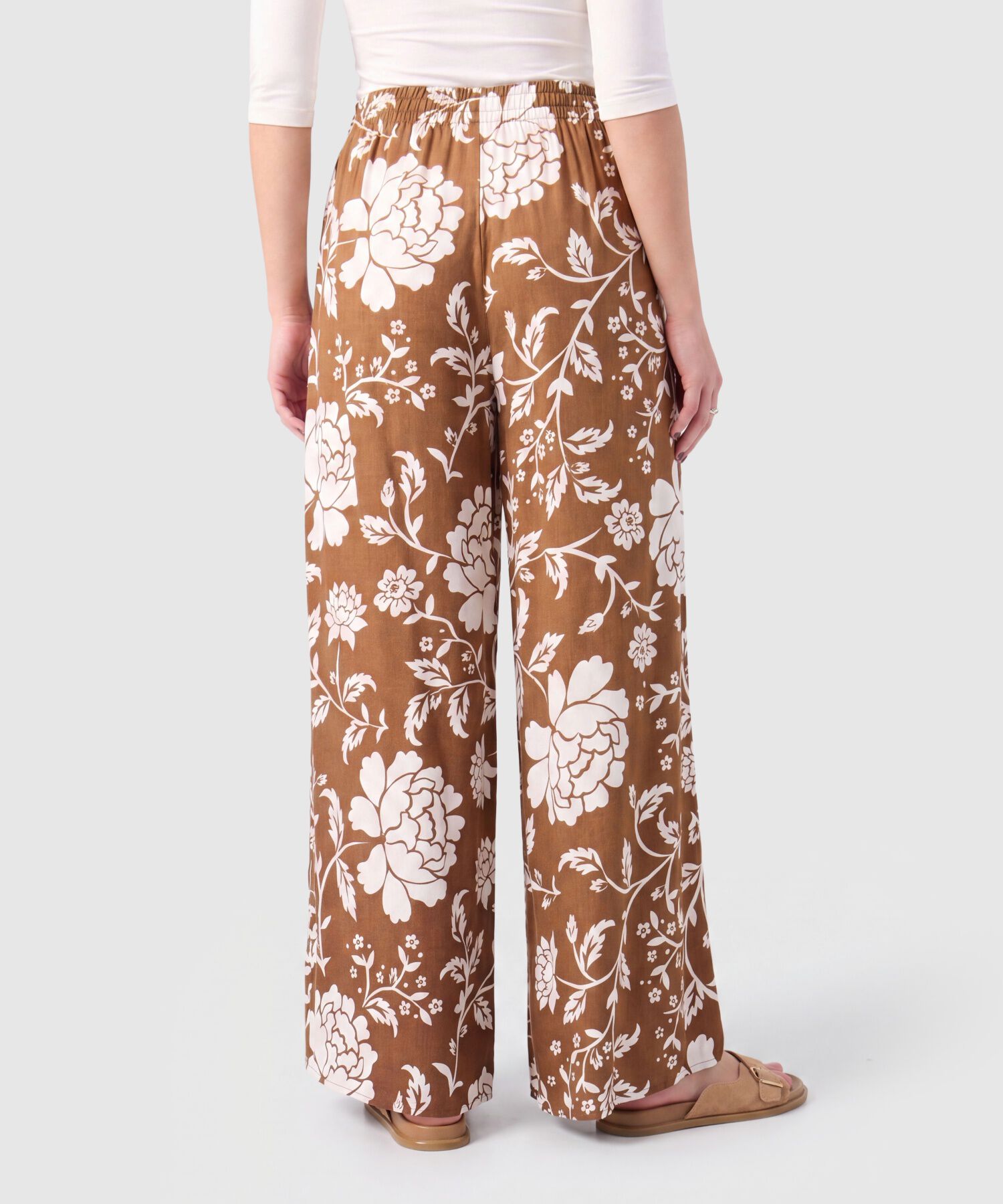 Pantal&oacute;n Fluido Bota Ancha Mujer