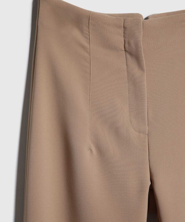Pantalon Tiro Alto Unicolor image number null