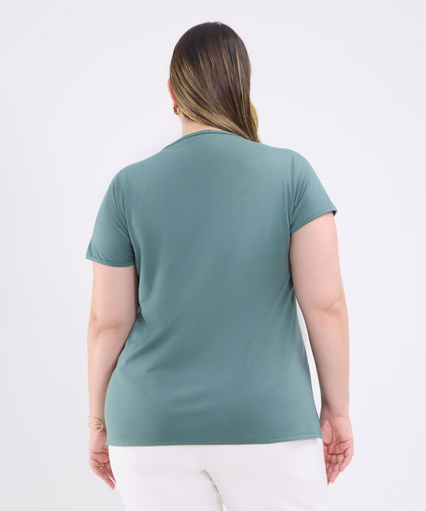 Camiseta con Bordado Botánico
