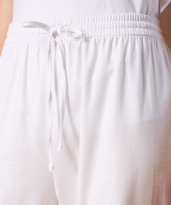 Pantalón Fluido con Bordado image number null