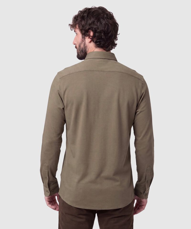 Camisa Unicolor Con Cuello De Bot&oacute;n Hombre