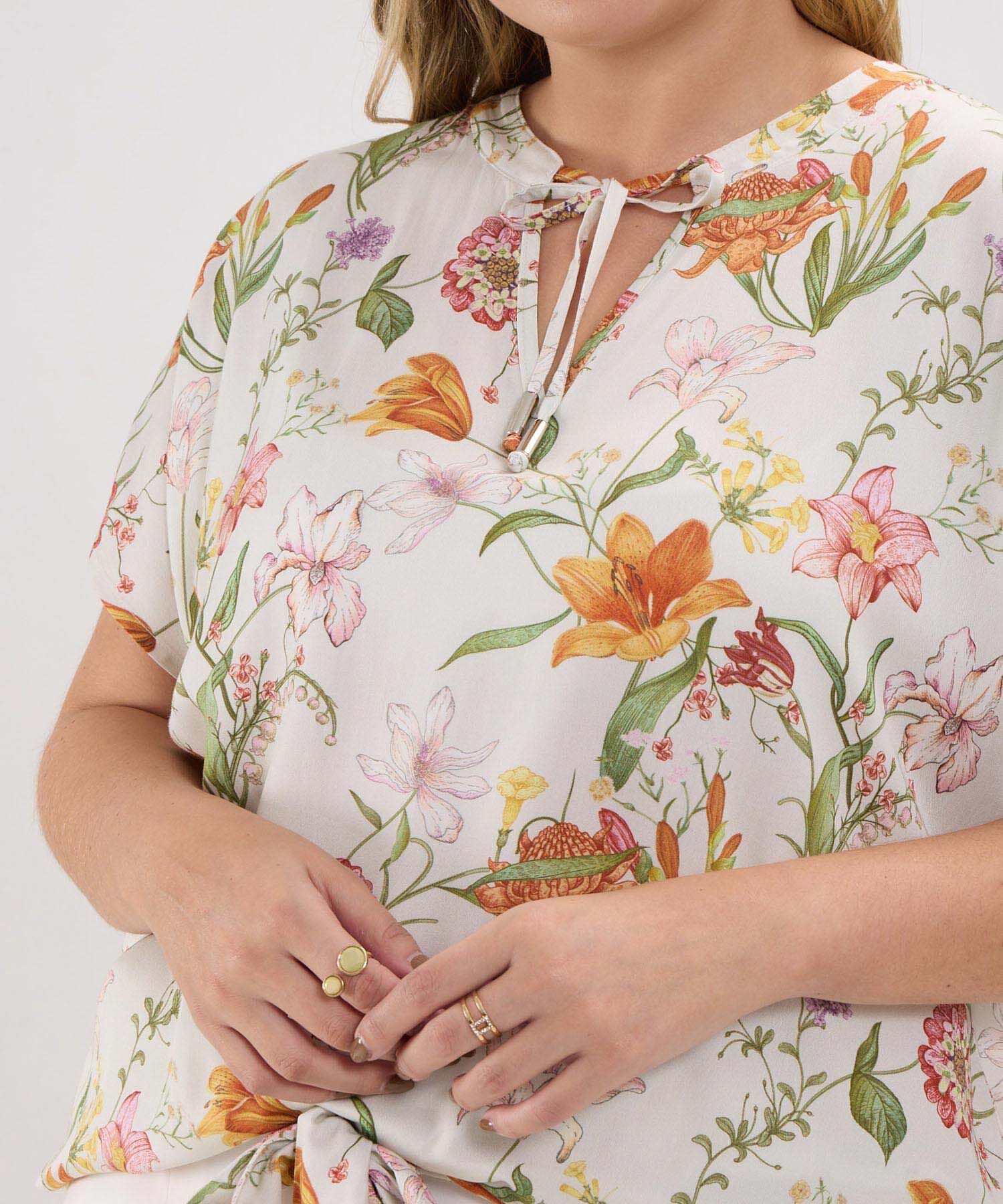 Blusa Estampada Cuello Mao