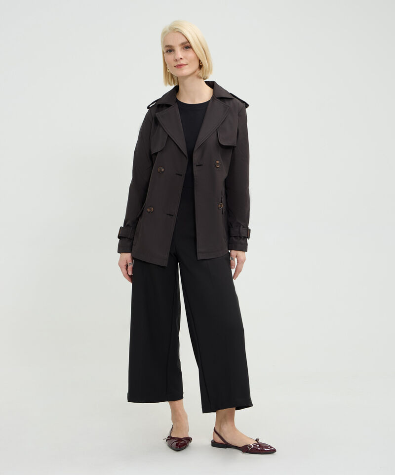 Chaqueta Tipo Trench Unicolor Con Cinturon