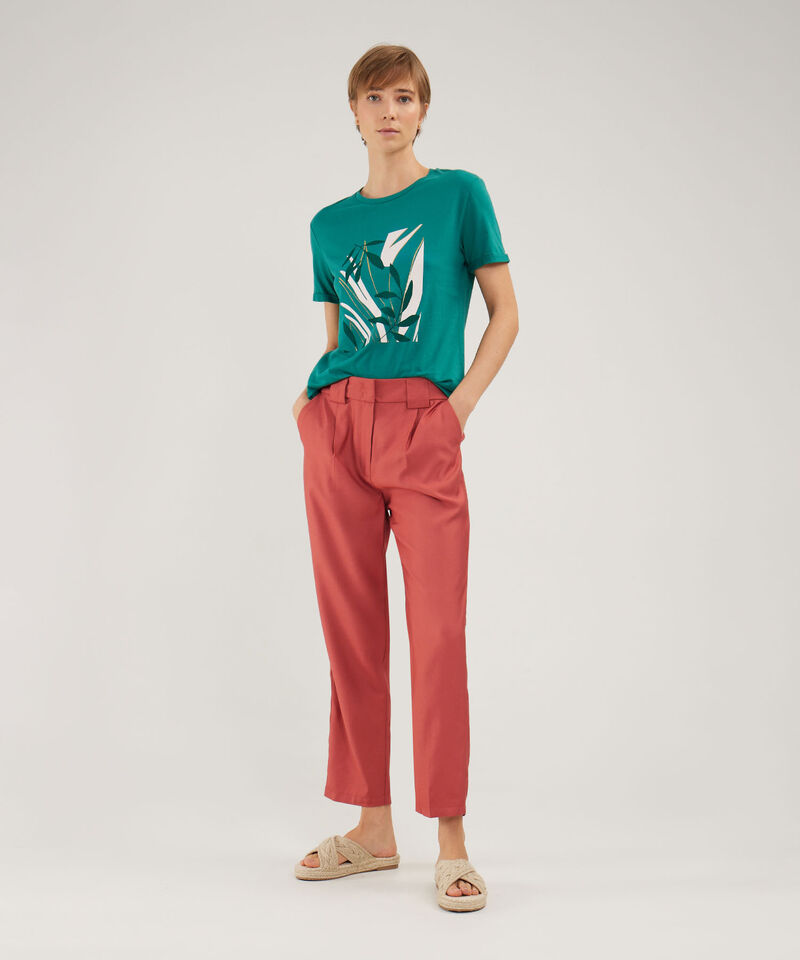 Camiseta Cuello Redondo, Manga Corta Con Screen, Fiesta En El Jardin Linea Moda