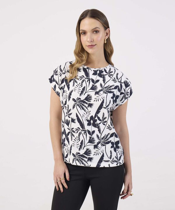 Camiseta Fluida y Manga Corta Para Mujer image number null