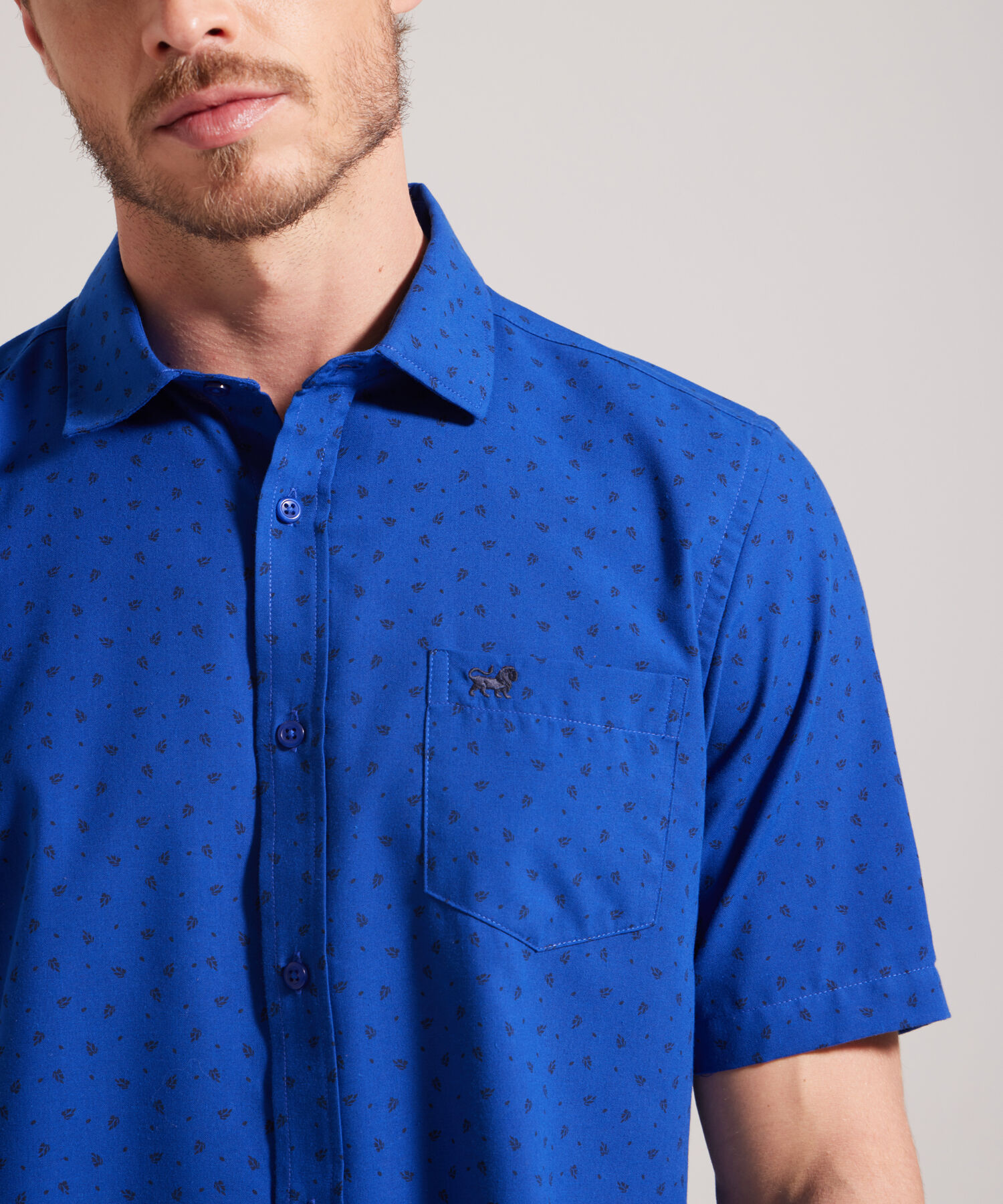 Camisa Manga Corta Estampada Miniprint, Silueta Regular Fit Con Bolsillo