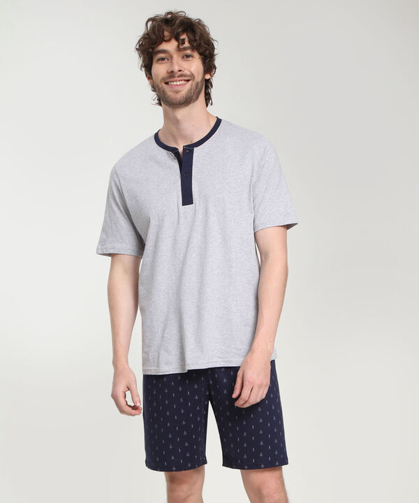 Pijama De Camisa M/C Con Pechera Y Cuello Neru En Contraste Y Pantaloneta En Punto Con Hiladillo En Cintura image number null