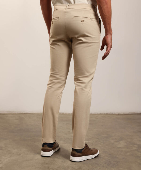 Pantalon Tipo Chino Unicolor 