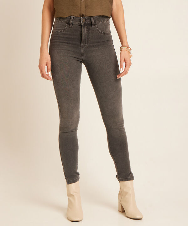 Jean Skinny Tono Oscuro