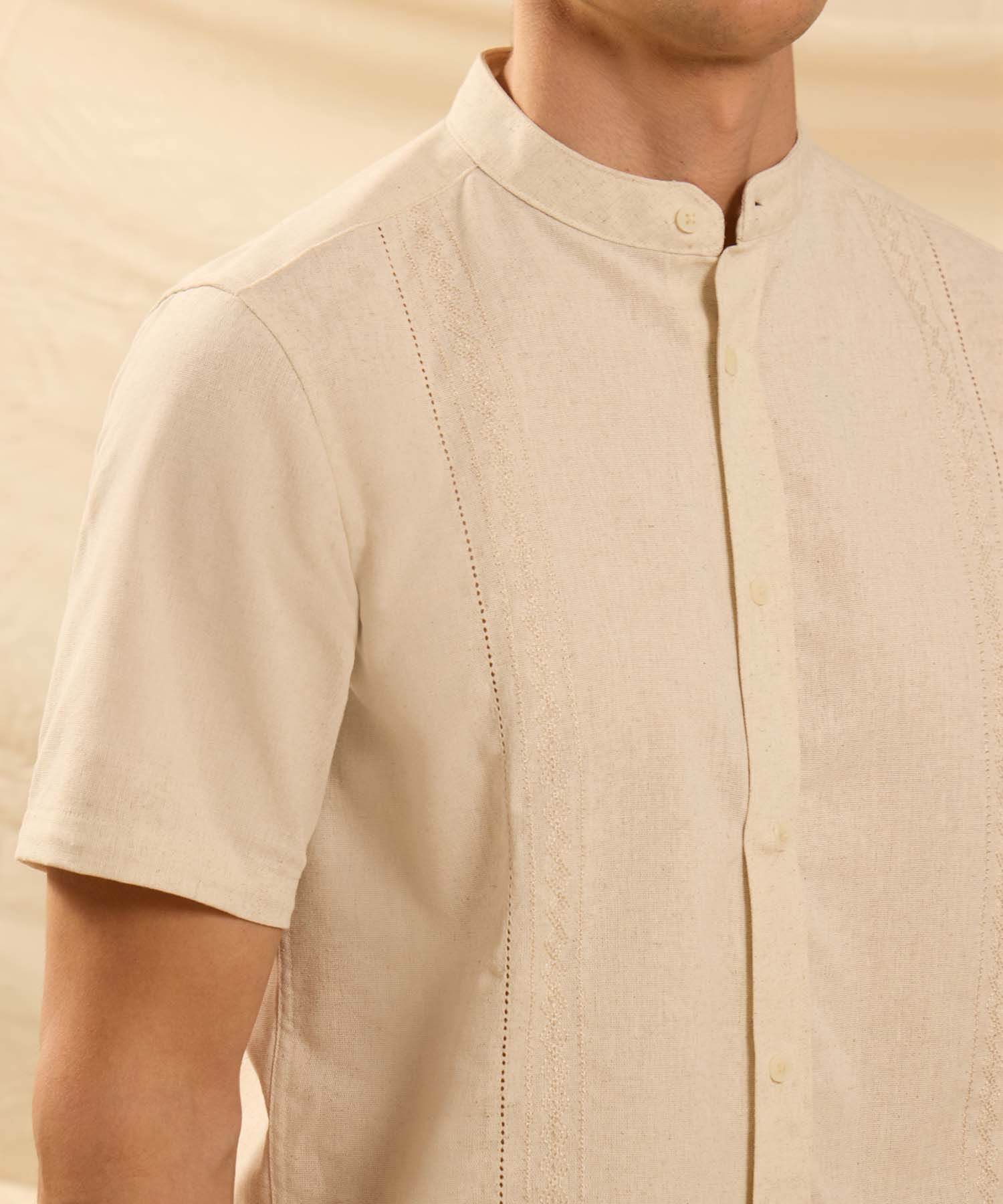 Guayabera de Manga Corta para Hombre con Cuello Mao