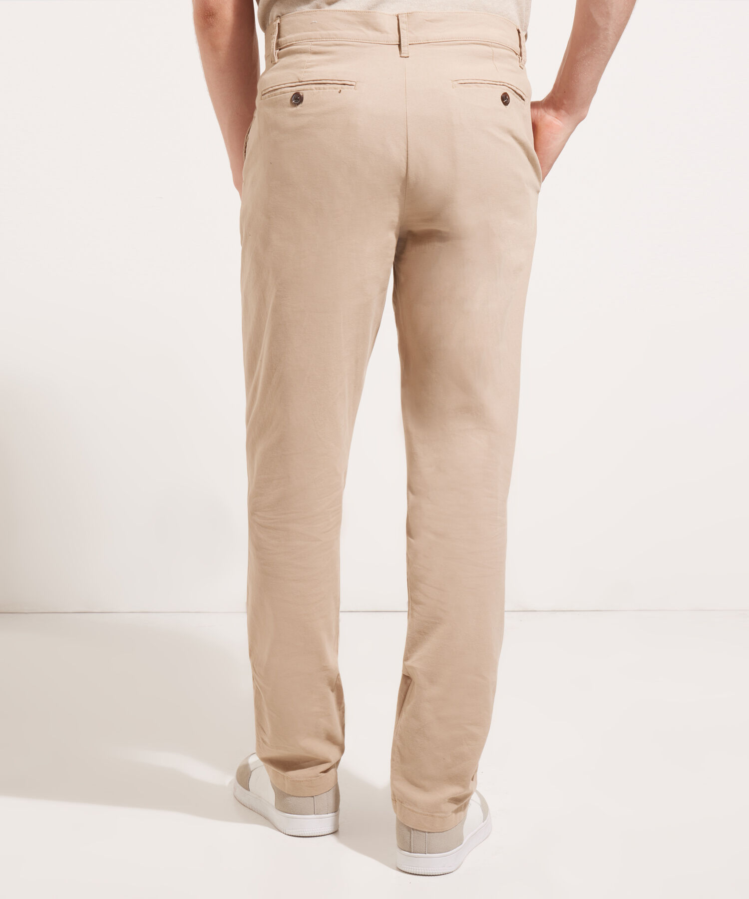 Pantalón Tipo Chino con Bolsillos