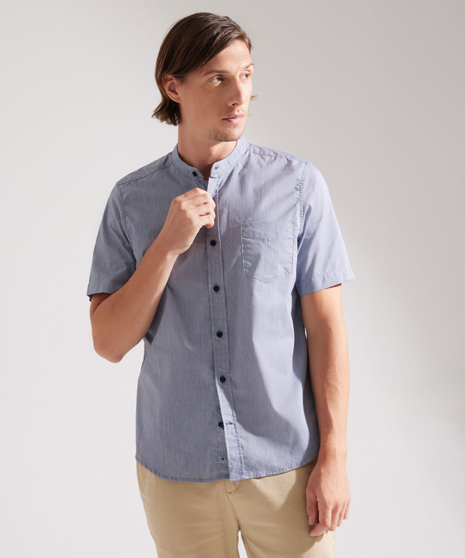 Camisa Manga Corta con Cuello Neru
