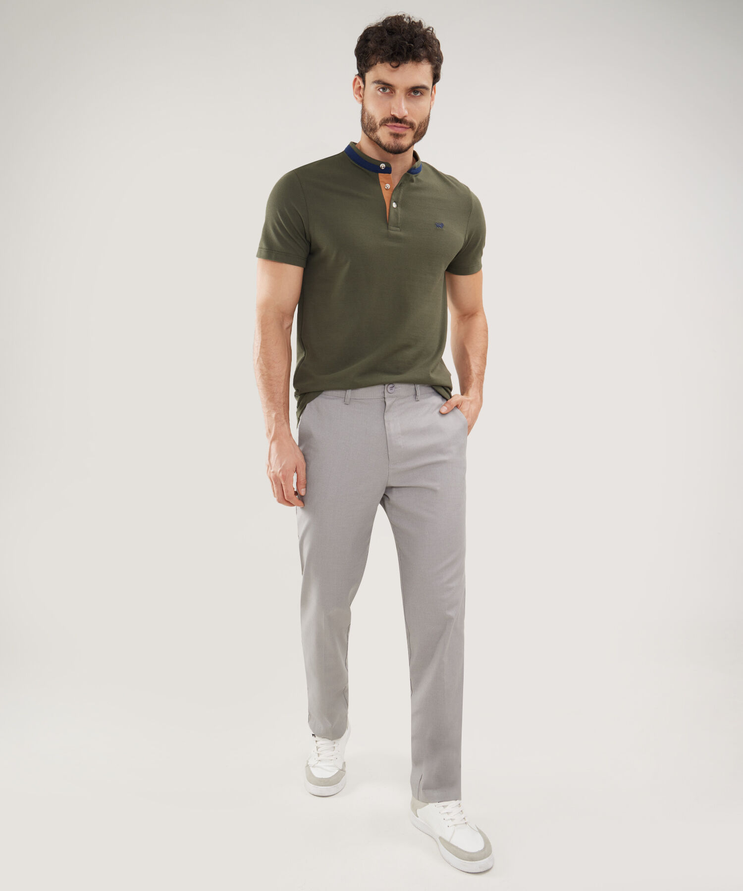 Pantalón Clásico Unicolor