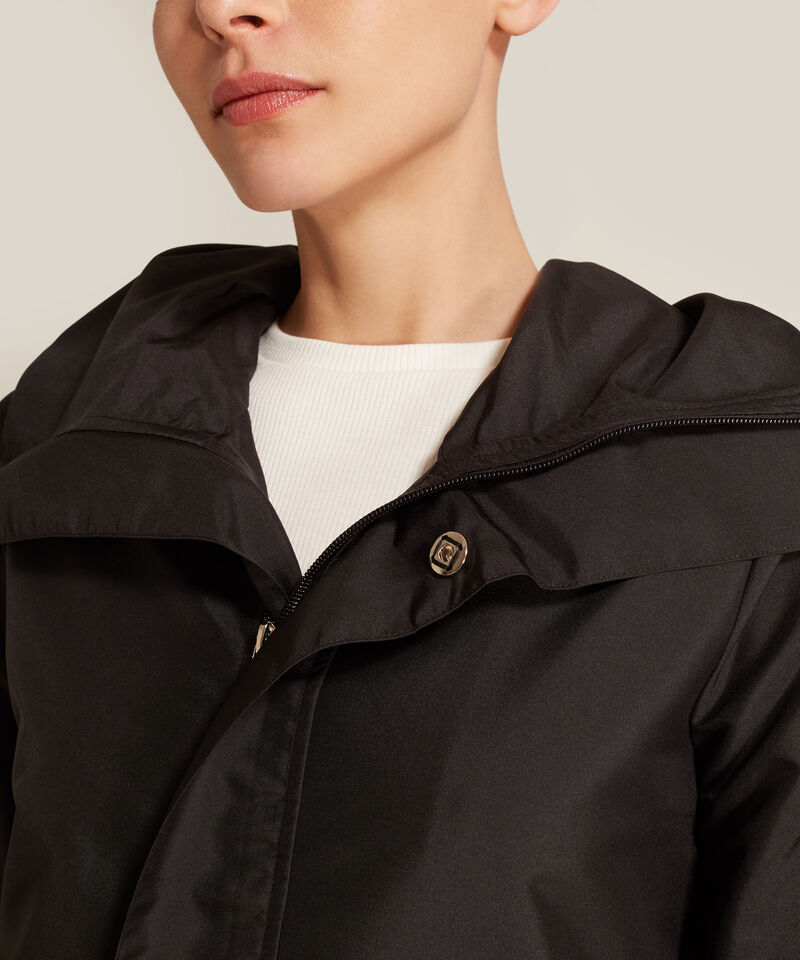 Chaqueta Rompevientos Con Capucha Y Tapabocas Integrado Mujer