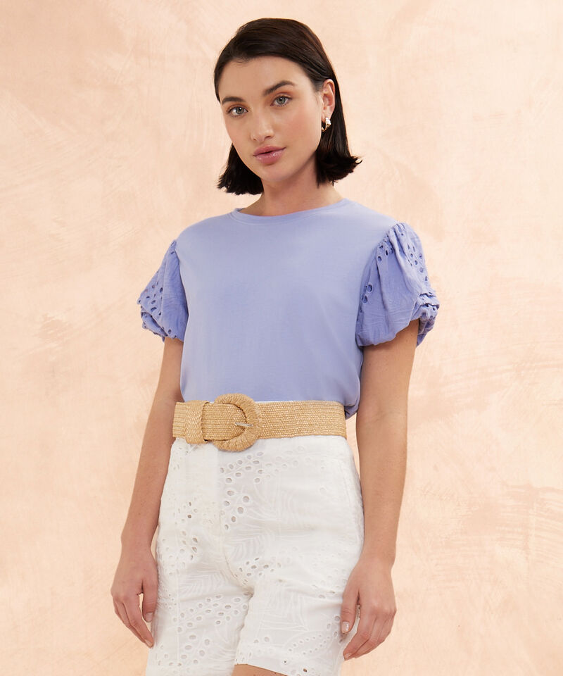 Camiseta Unicolor Con Ojalillo En Mangas