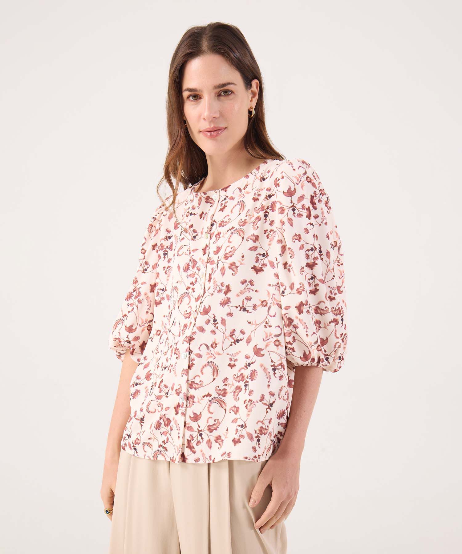 Blusa Con Estampado Y Botonadura 