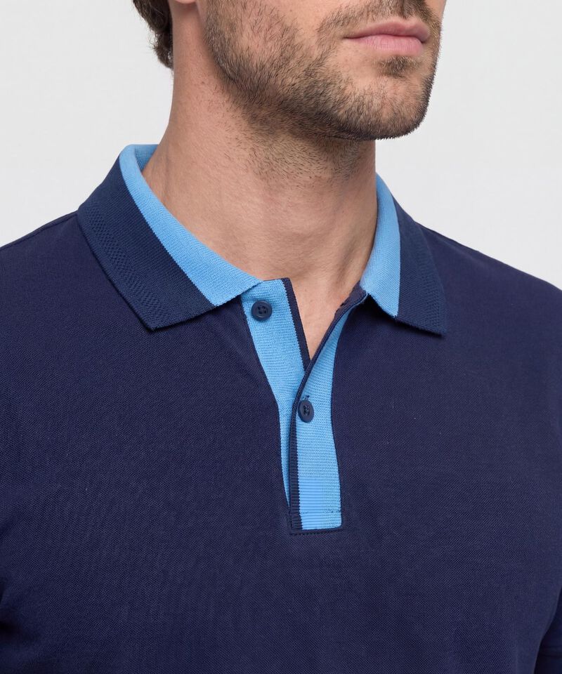 Polo Hombre con Cuello a Contraste