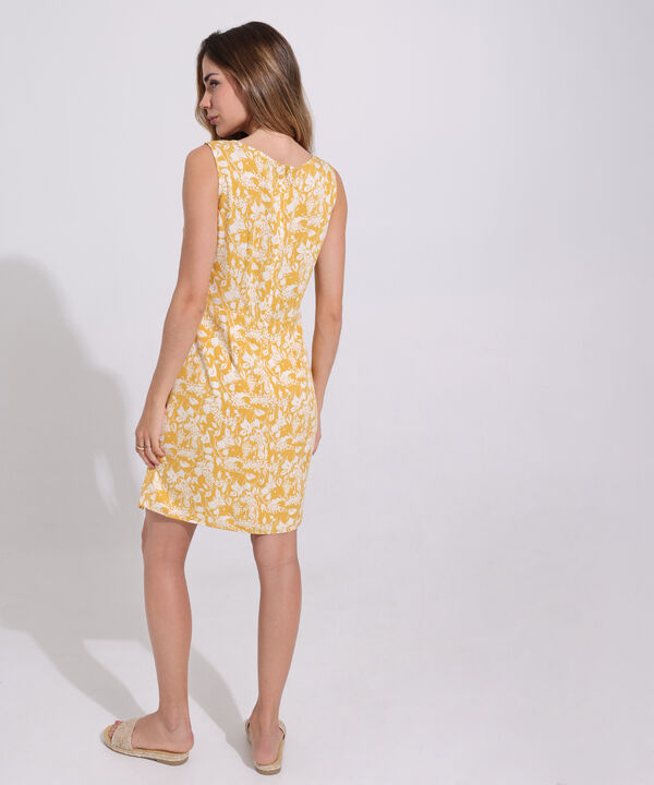Vestido Estampado, Manga Sisa Con Cuello Redondo Y Corte En Cintura