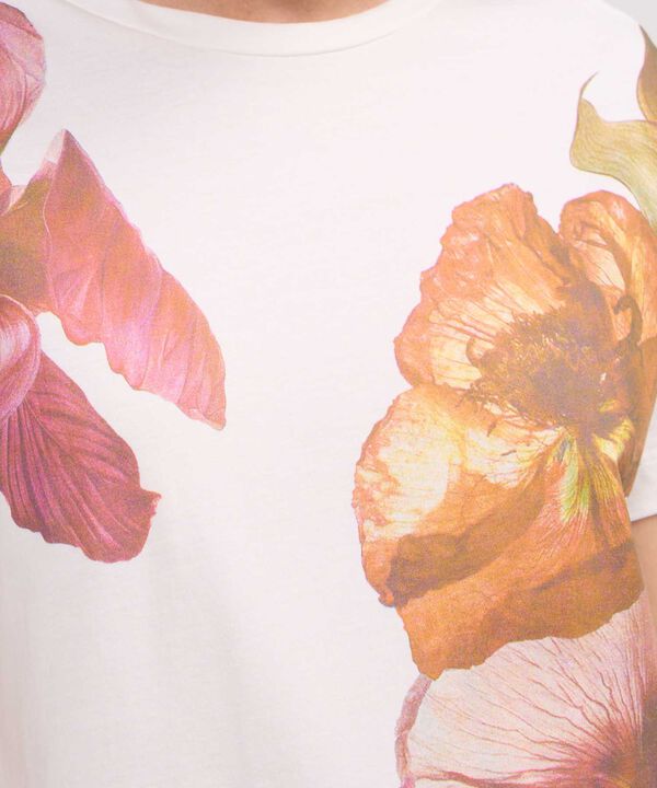 Camiseta Manga Corta  Con Screen. image number null