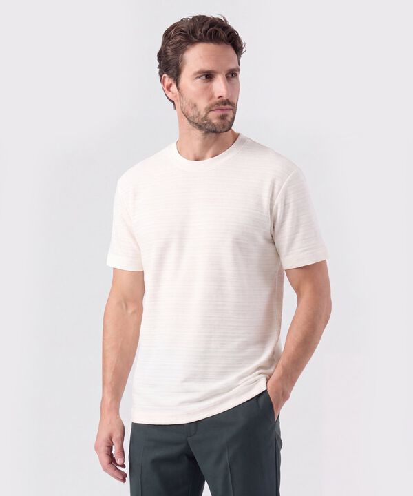Camiseta Texturizada Cuello Redondo Hombre image number null