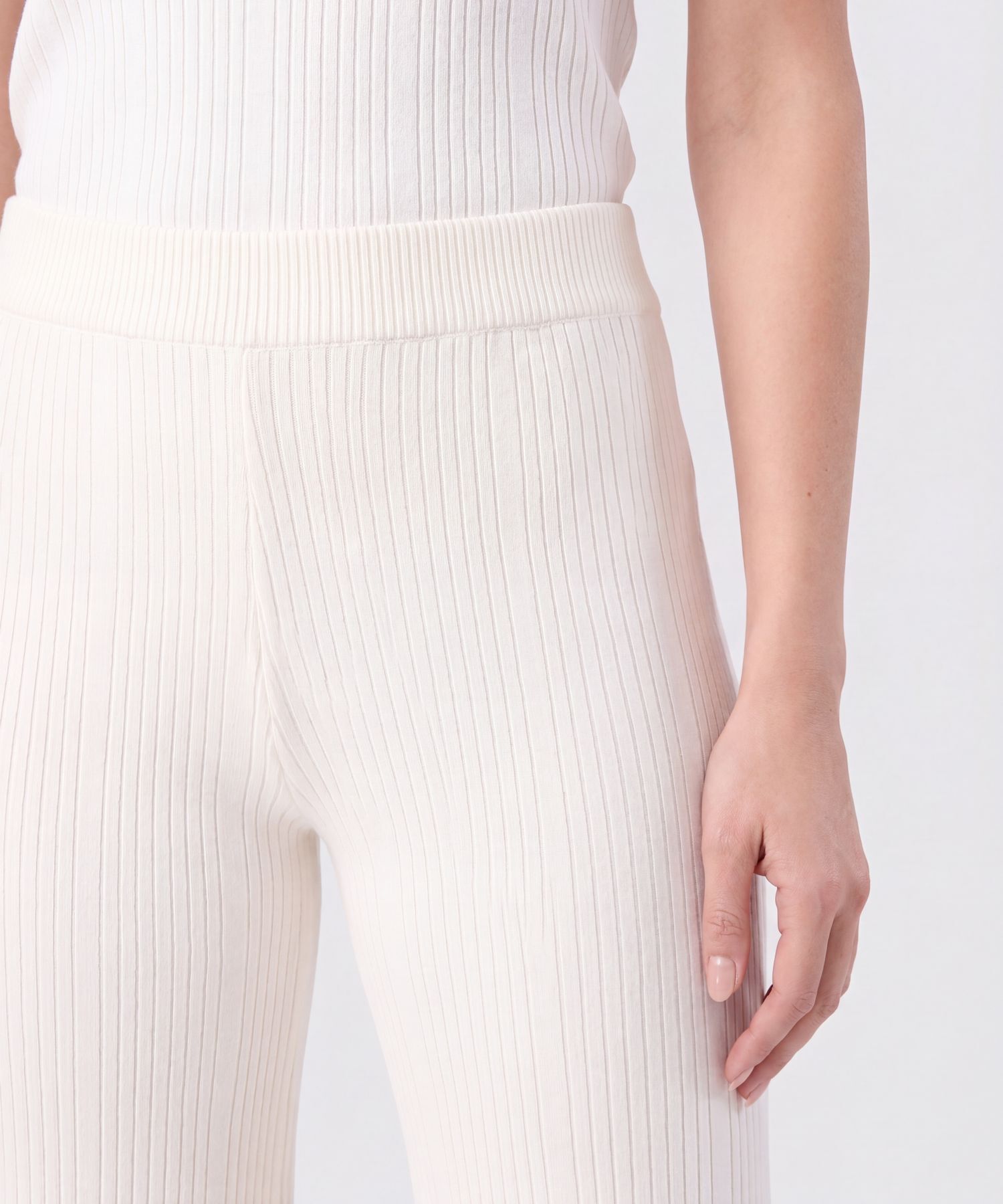 Pantal&oacute;n De Ca&iacute;da Fluida Mujer