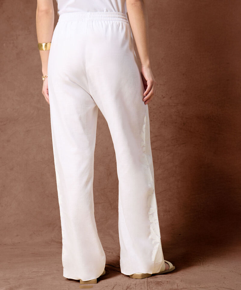 Pantal&oacute;n Fluido con Bordado